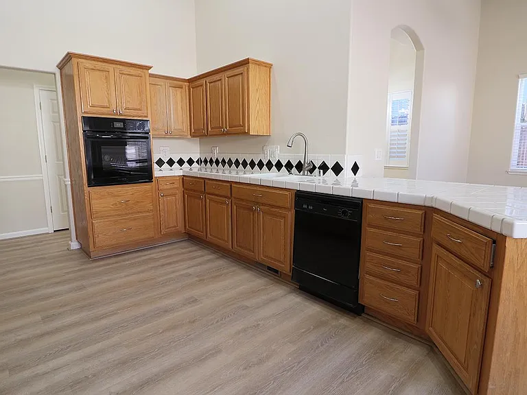 8701 White Fir St — Photo 12