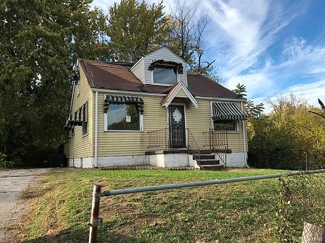 1st image of 4219 Beachwood Ave