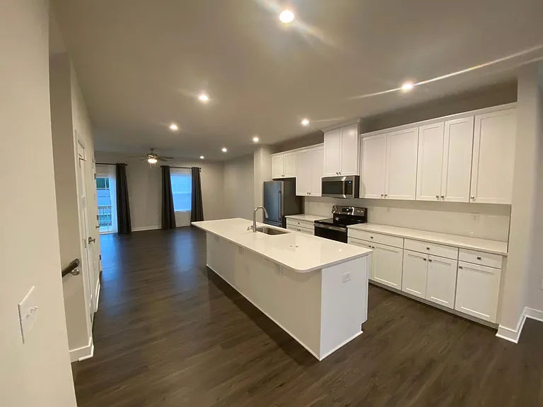 1412 Excelsior Grand Ave — Photo 19