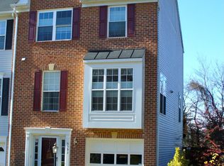5593 Jowett Ct, Alexandria, VA 22315