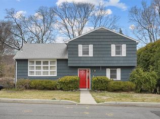 39 Prospect Ave, Ardsley, NY 10502