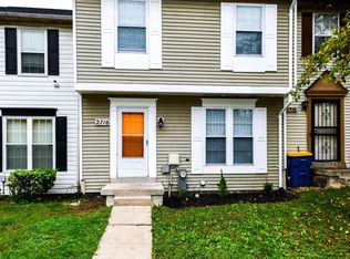 2716 Red Oak Ln, Lanham, MD 20706