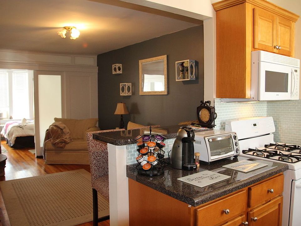 1st image of 2828 47th St #3L