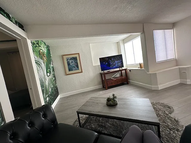 7408 Outlook Ave #A — Photo 36