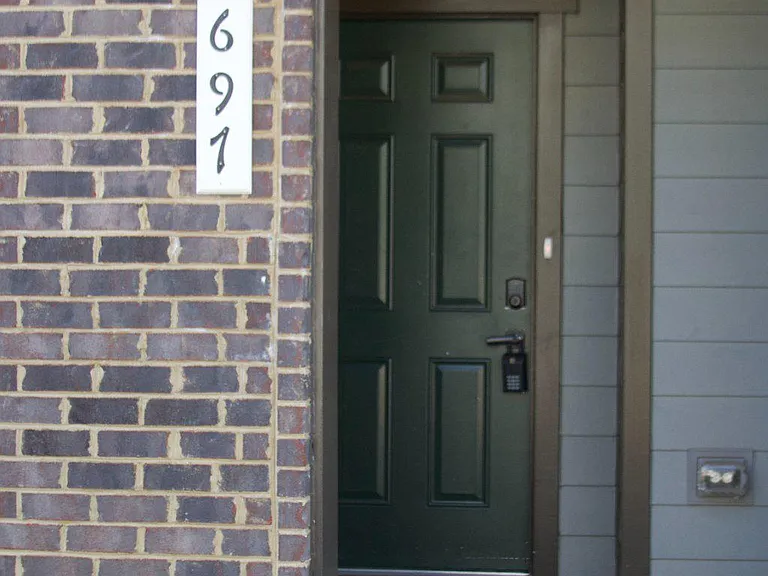 1697 Dunnington Pl — Photo 3
