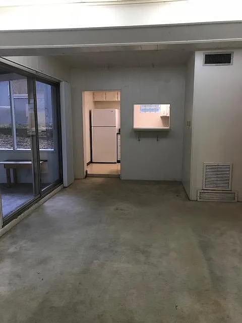 2 bed, 900 sqft, $1,225 — Photo 4