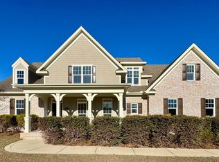 3524 Chagford Ln, Fayetteville, NC 28306