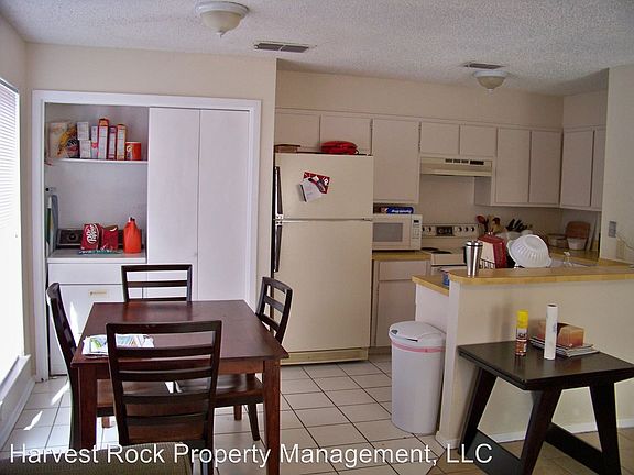 4th image of 2800 Wayside Ave APT C