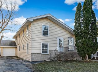 1112 Adams Ave, Wauconda, IL