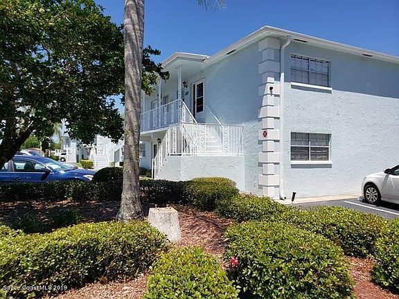 3rd image of 1005 Knox McRae Dr Unit 209