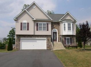 35231 Pheasant Ridge Rd, Locust Grove, VA 22508