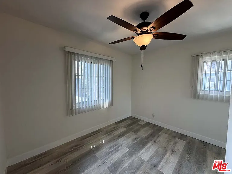 8818 Ramsgate Ave #8822-1/2 — Photo 19