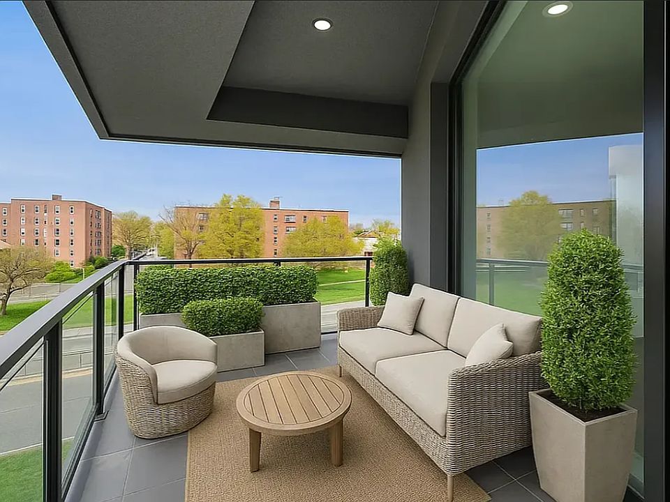1st image of 2735 E 13th St #3C