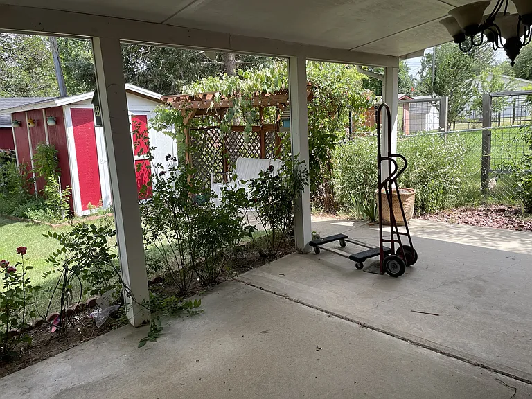 2410 Chama Ave — Photo 13