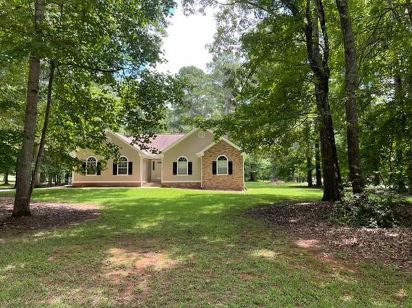 115 N Hidden Lake Dr