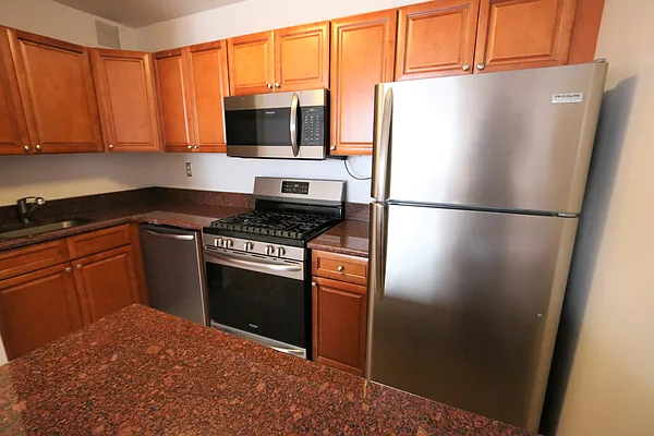 Rented by JM Preston Properties LLC | media 8