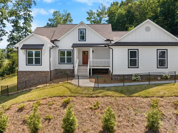 4405 Brush Creek Ct, Flowery Branch, GA 30542