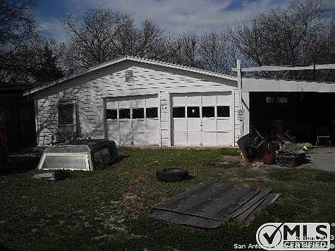 4th image of 231 Grosvenor St