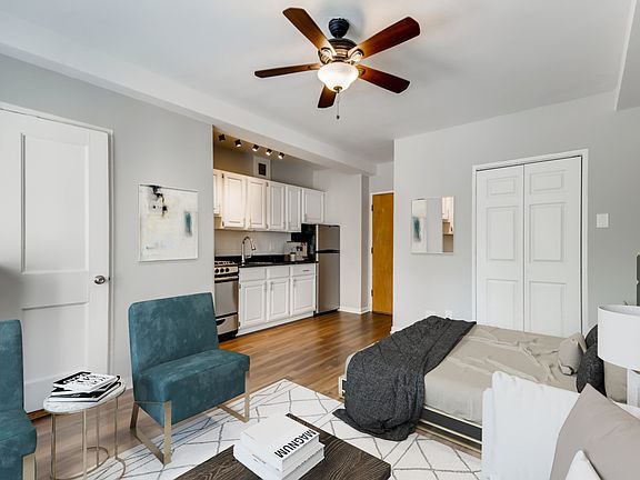 3rd image of 1140 N Lasalle St APT 807