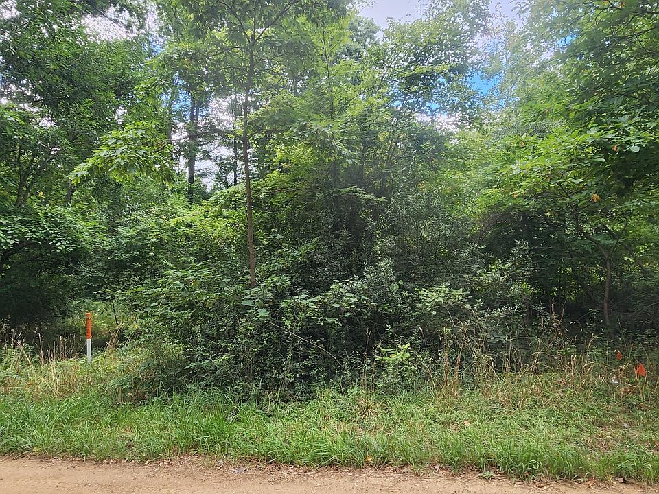 2nd image of 51733 Baseline Rd