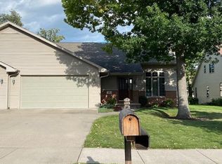 647 Thelosen Dr, Kimberly, WI 54136