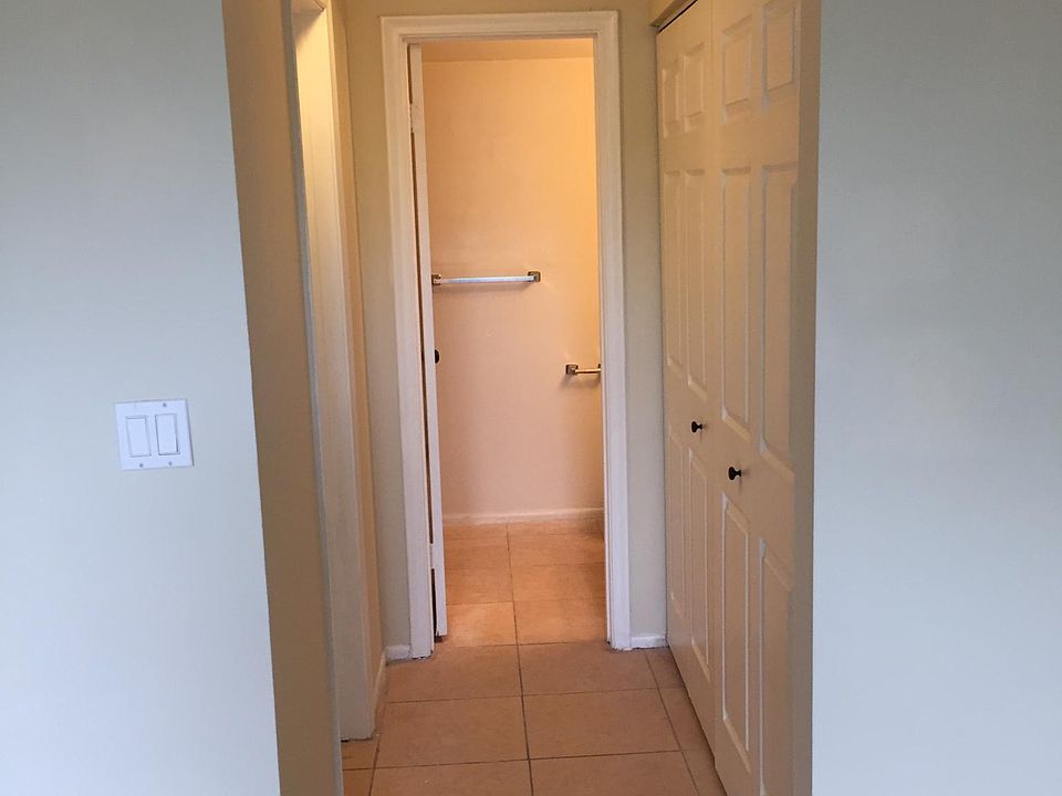 2nd image of 2401 Riverside Dr APT 215