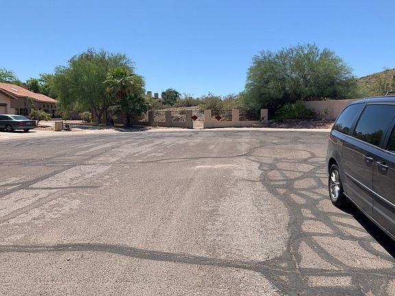 4th image of 3501 E Verbena Dr