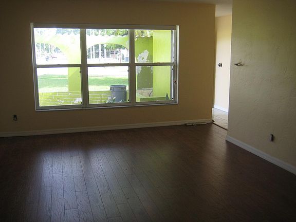 3rd image of 1016 26th Ave S