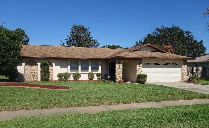 1st image of 20 Knollwood Ct