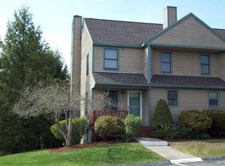 2 Sycamore Dr, Leominster, MA 01453