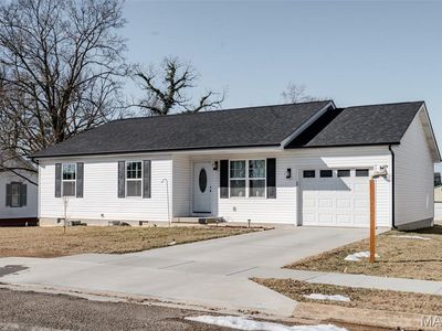 111 N White Oak St, Desloge, MO, 63601
