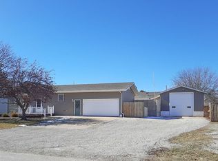 1509 N 6th Ave, Washington, IA 52353