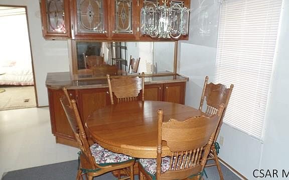 4th image of 204 Garden Dr