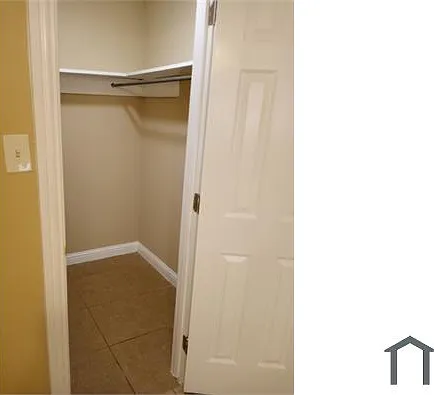 925 Sunset Ave — Photo 11