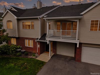 23006 Fairlane Blvd, Woodhaven, MI, 48183