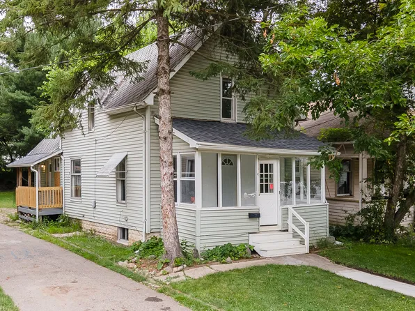 539 Avon St, Lansing, MI 48910