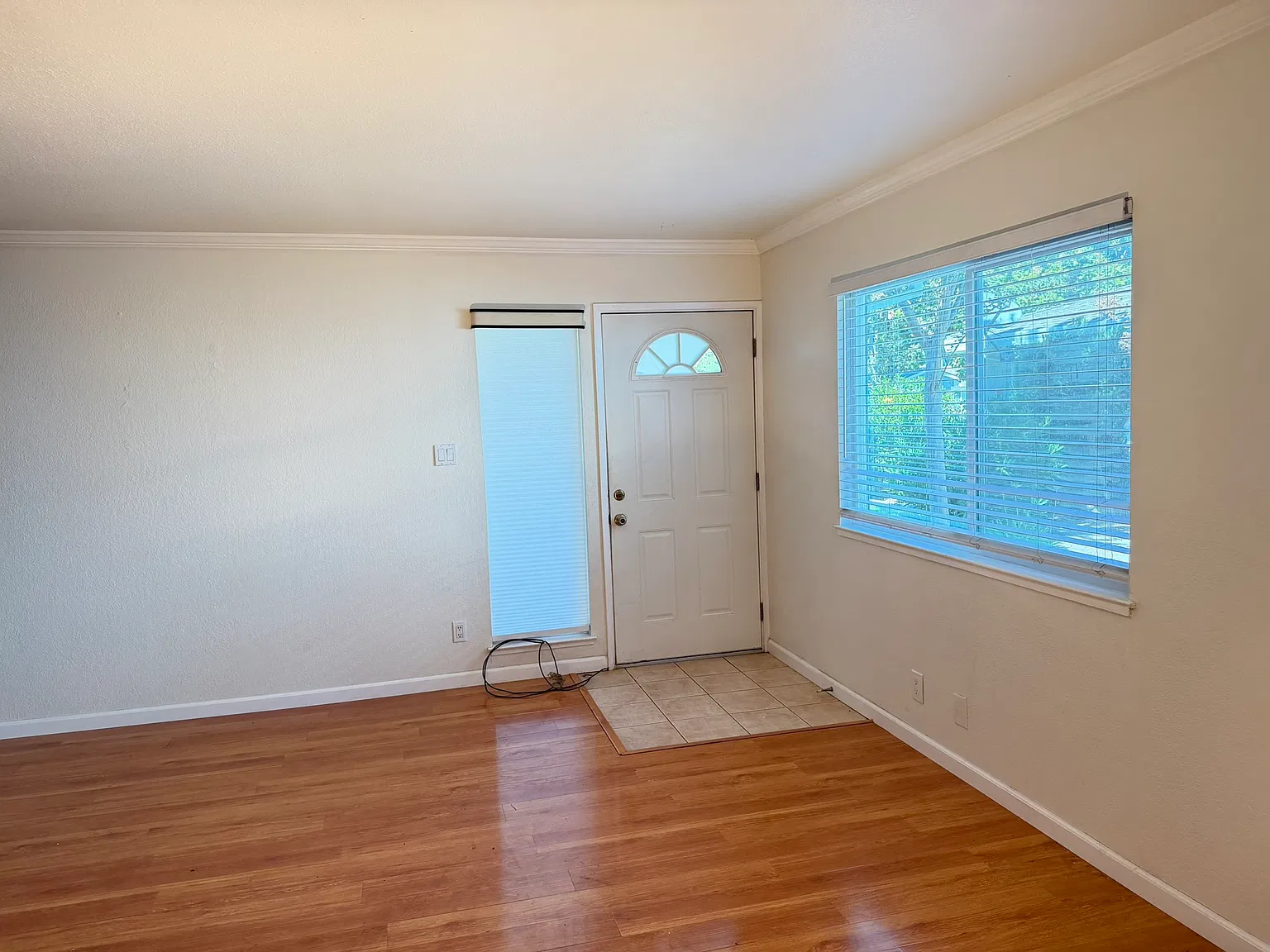 2 bed, 903 sqft, $2,800 — Photo 3