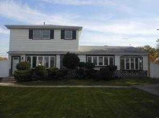 7709 Stickney Ave, Bridgeview, IL 60455