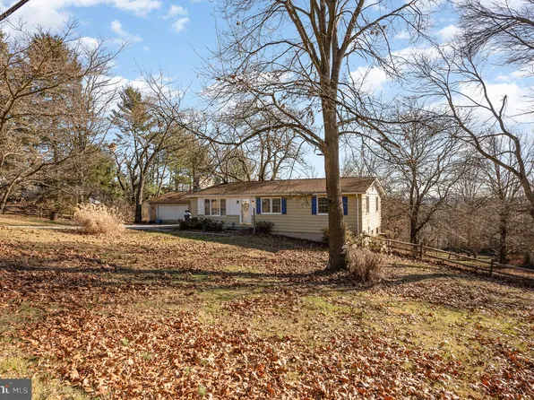 2001 E Deep Run Rd, Manchester, MD 21102