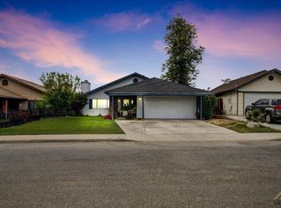 1012 Royal Way, Bakersfield, CA
