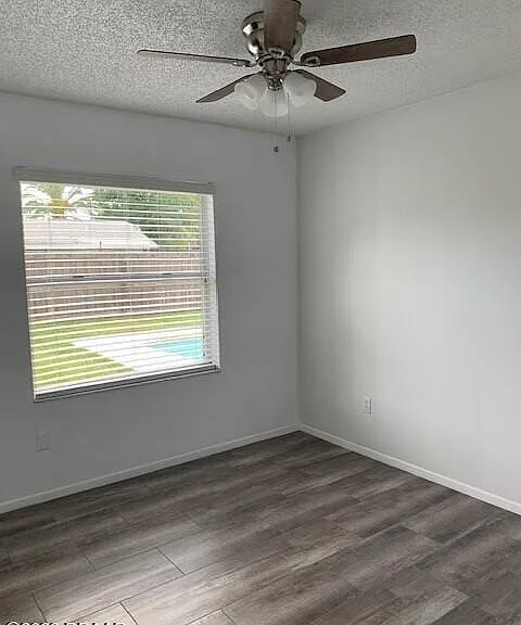 1225 Thomasina Dr — Photo 7