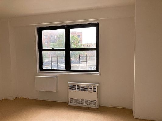 4th image of 47 McKeever Pl APT 1E