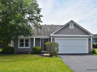 950 Division St, Geneva, IL 60134