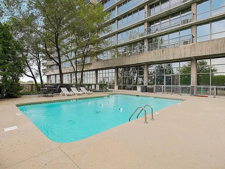 600 E Admiral Blvd #1003 — Photo 28