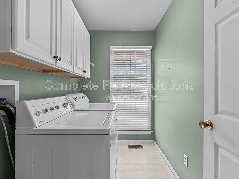 16610 Green Needle Ct — Photo 37