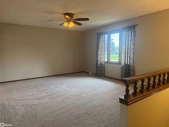 3rd image of 405 8th St N