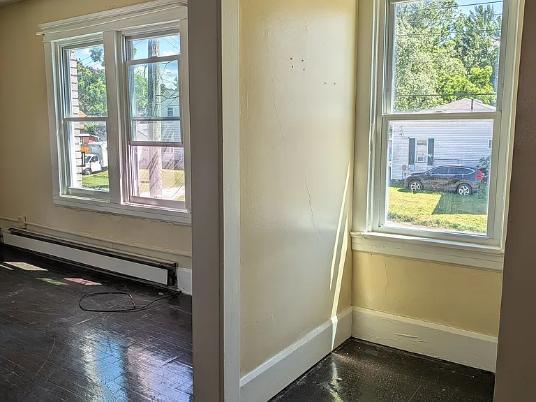 508 Harbor St #UPSTAIRS — Photo 9