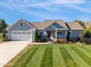 109 Essex Dr, Knoxville, TN 37922