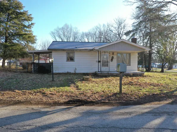 776 S Fulton St, Clinton, IN 47842