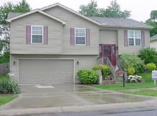 317 Galway Dr, Valparaiso, IN 46385